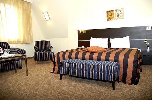 Romantic hotel in Budapest - Ramada Hotel - superior double room